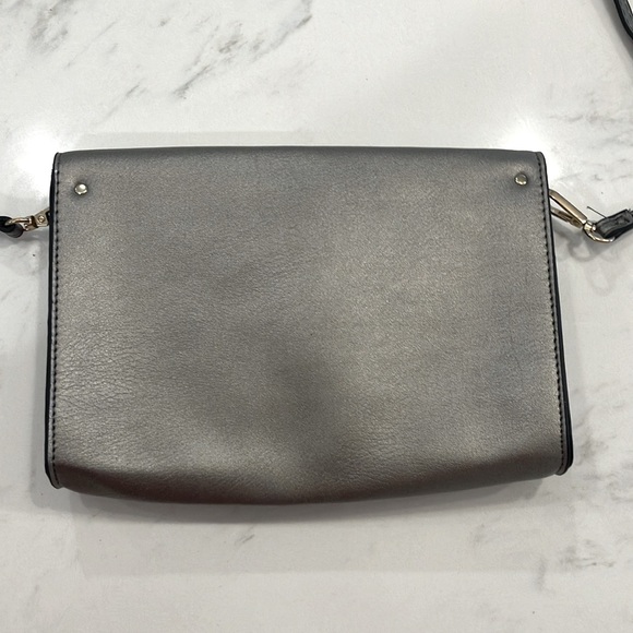 Summer and Rose adjustable handbag purse in pewter crossbody option - Picture 5 of 5